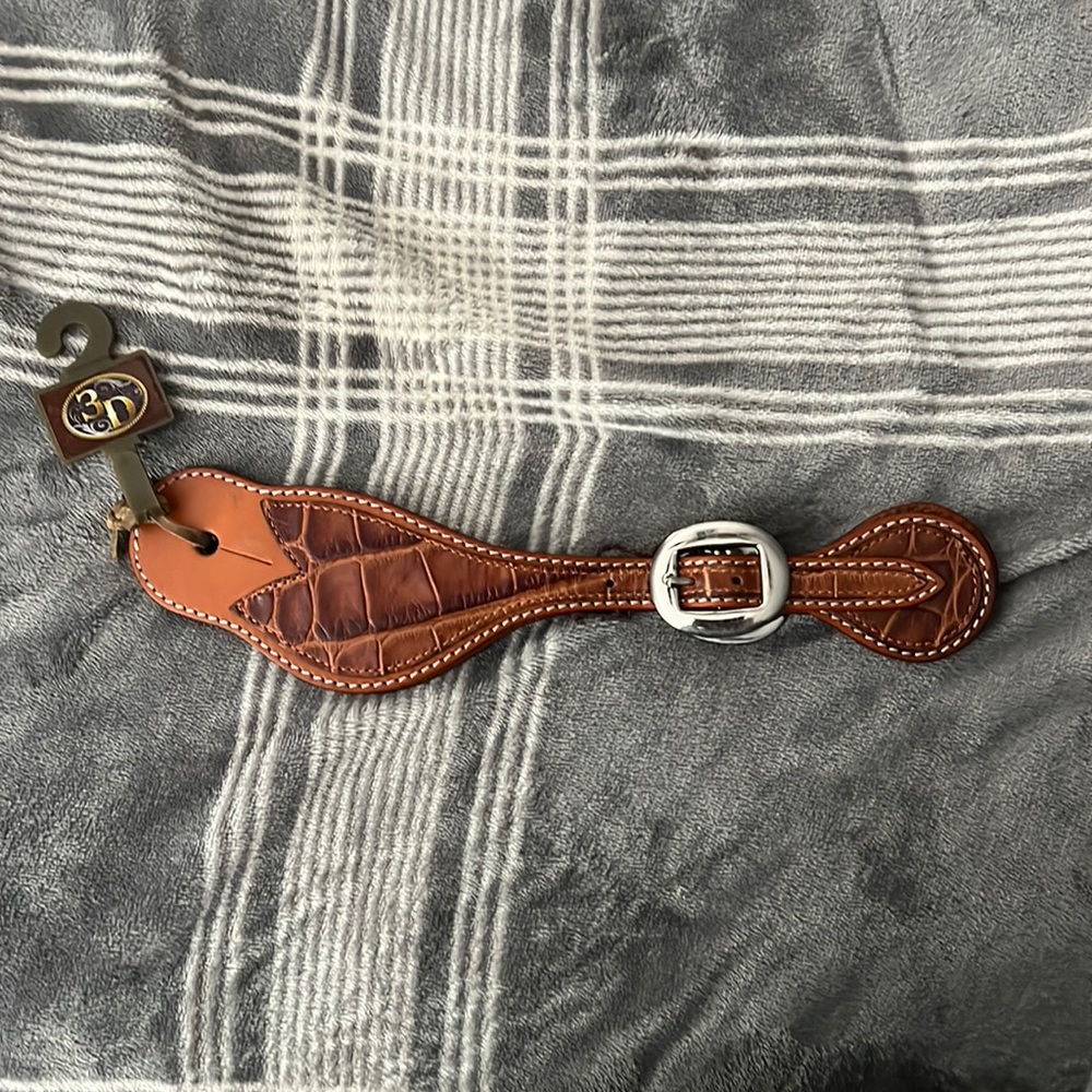 Spur Straps